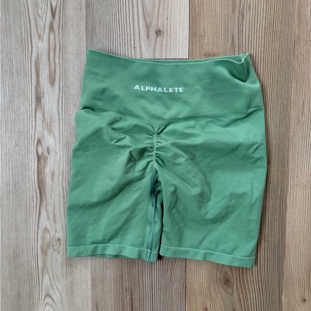 Alphalete Women's Olive Bike Shorts